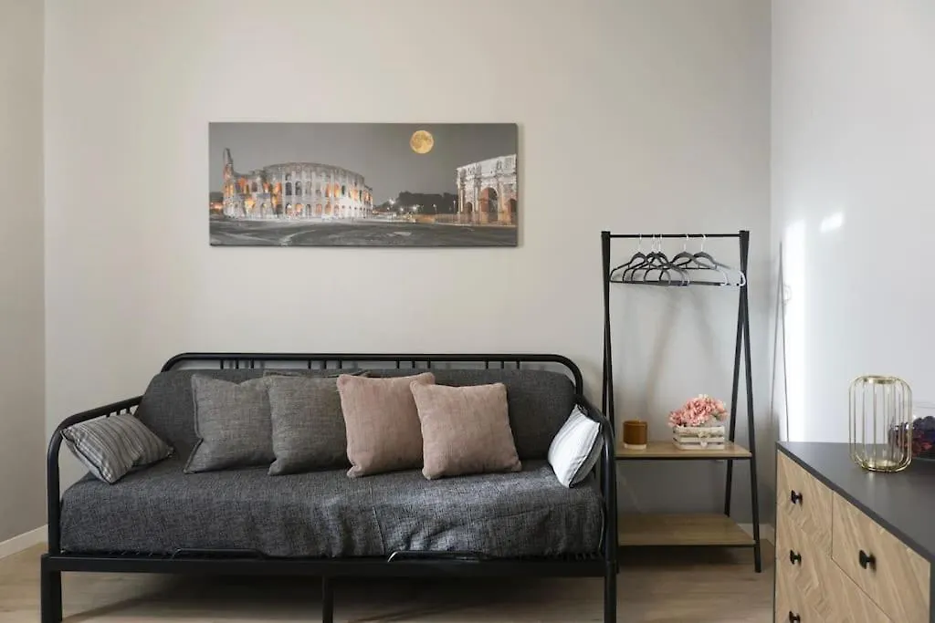 Sweet And Modern Apartment In Tor Pignattara Rom Italien
