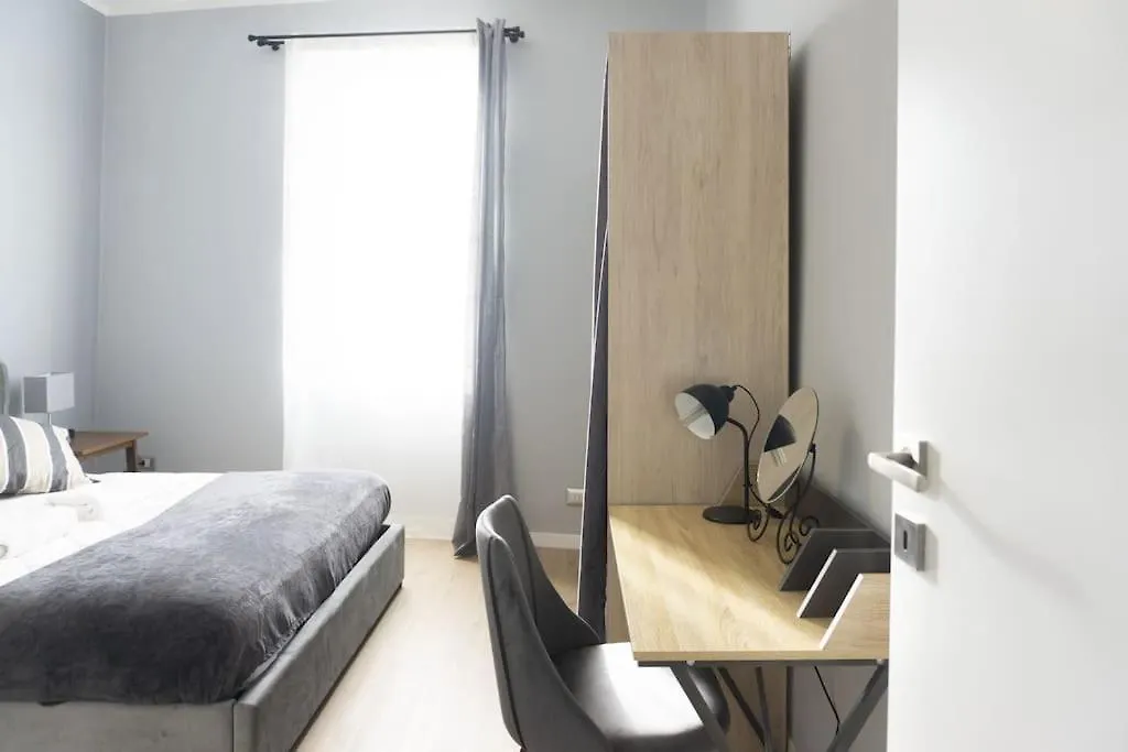 Sweet And Modern Apartment In Tor Pignattara Rom