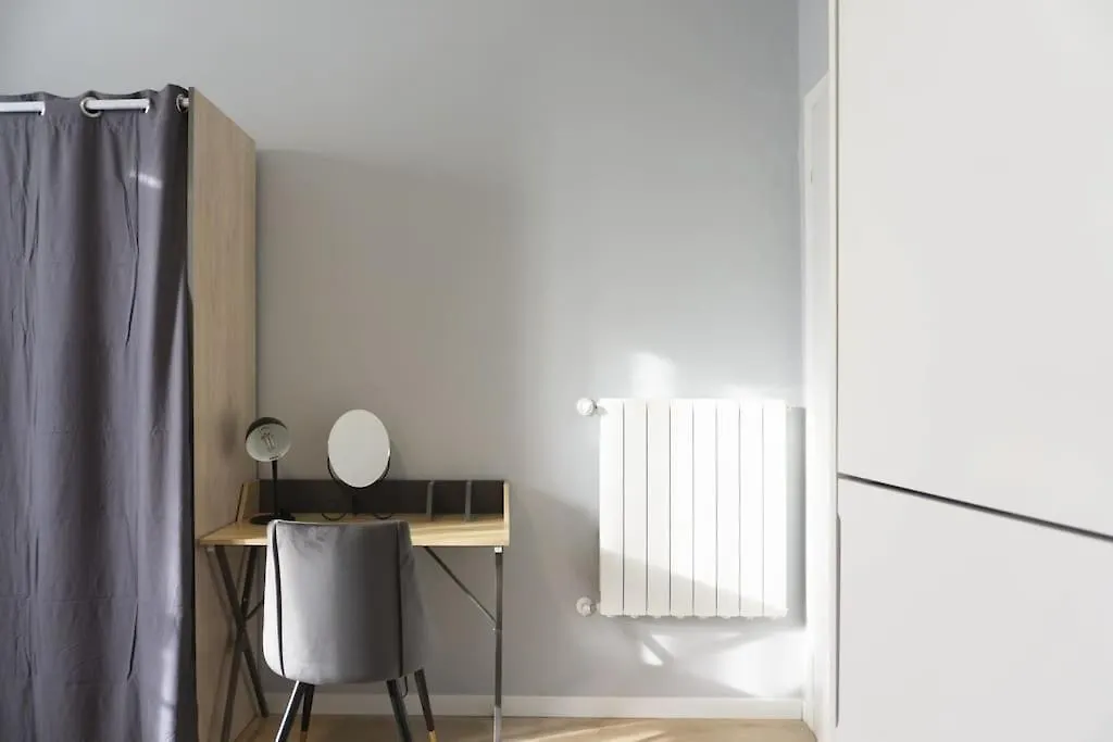 Sweet And Modern Apartment In Tor Pignattara Rom 0*,