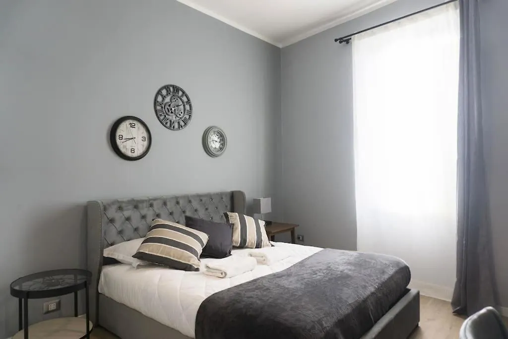 Sweet And Modern Apartment In Tor Pignattara Rom