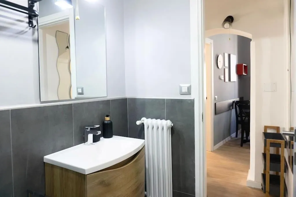 Sweet And Modern Apartment In Tor Pignattara Rome